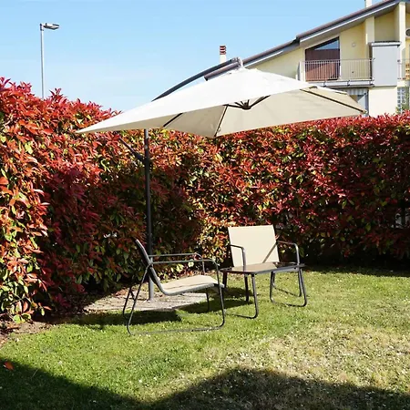 With Pool In Lazise-gardasee 57799 Daire Lazise